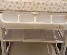 Baby bath tub