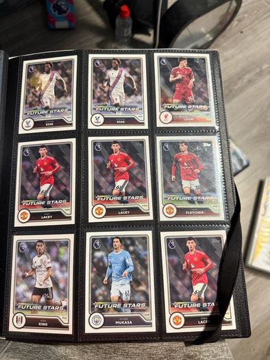 football cards + binders (offers Welcome )