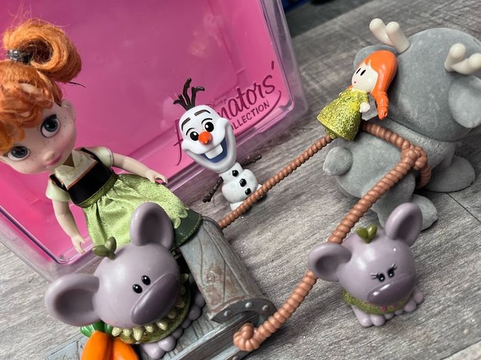 Disney Parks Animators Anna