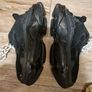 Balenciaga triple trainers Image 2