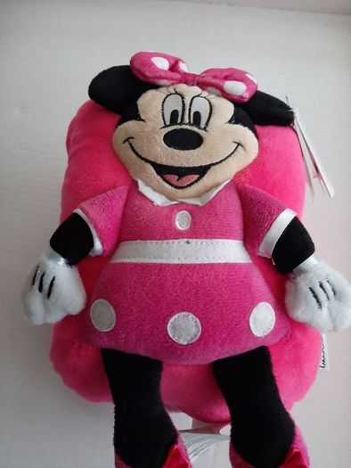 new Minnie Mouse hand warmer with micro pack tag attached
