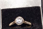 9ct gold halo ring