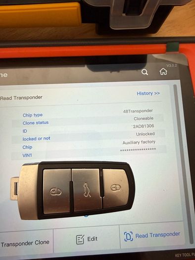 VW Passat key