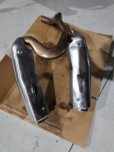 VFRHonda VFR 800 V-Tec (2002) Exhaust