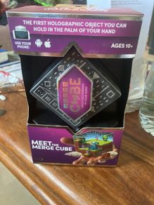 Merge Cube