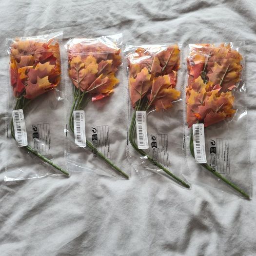 Artificial Maple Leaf Bouquet X 4