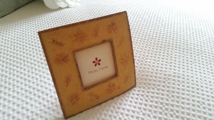 Small Flower Pattern Photo Frame