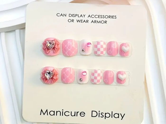 Heart, Bow, Checkered Press on Nails in Pink and White for Kids