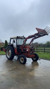 International 885