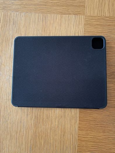 Spigen IPad Pro 11 2018 / 2022 Urban Fit