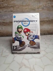 Mario Kart Nintendo Wii Video Game CIB Complete with Manual Racing