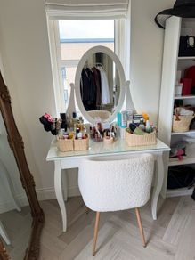 Vanity Table