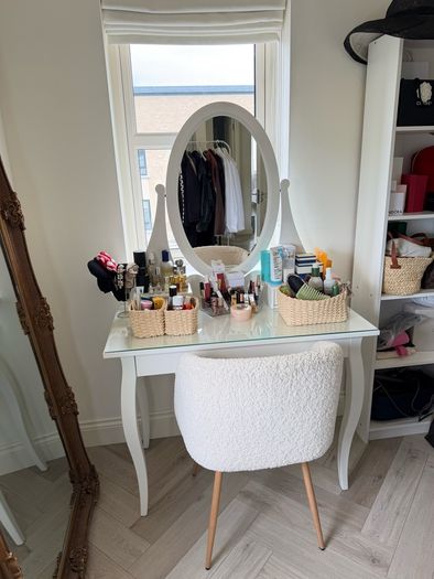 Vanity Table