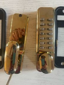 Door lock with code x 2