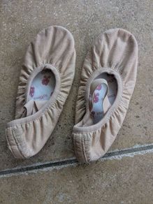 Kids ballet shoes