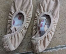 Kids ballet shoes