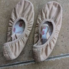 Kids ballet shoes