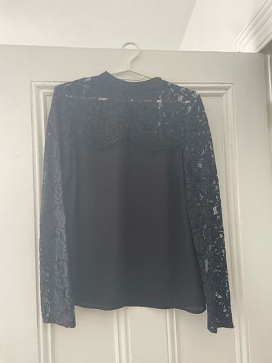 Ladies Tops size 6/8