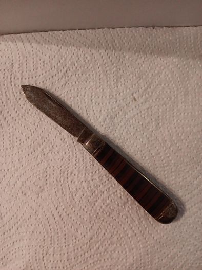 Richards pocket knife