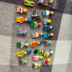 lego Simpson figures