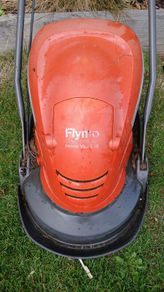 Flymo Hover Vac 260