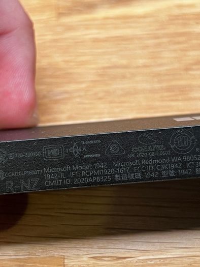 Microsoft 4K Wireless Display Adapter Model:1942