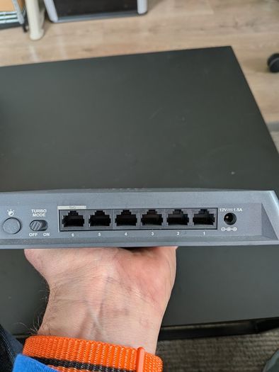 D-Link 6 port 10gbe / 2.5gbe gaming switch (DMS-106)