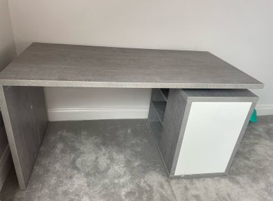Work / Study Desk