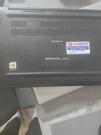 Dell laptop  latitude 7490
