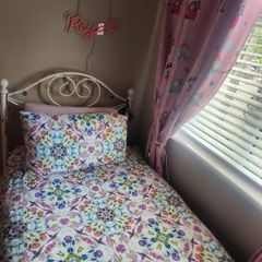 Kid bed