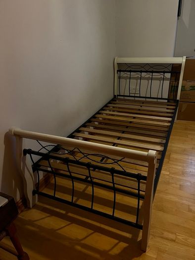 Single bed frame