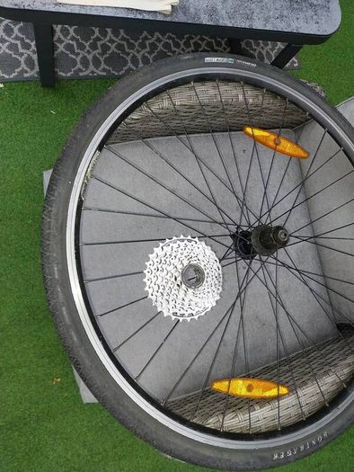 trek hybrid  serviced