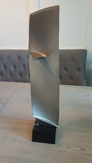 Large Mounted Boeing 737 CFM 56-3 Titanium Jet Engine Blade, Aircraft, Aviation
