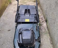 Lawnmower
