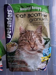 Defenders cat and dog scatter granules