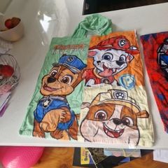boys hooded towels