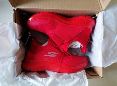 New skechers boys trainers UK10. 5