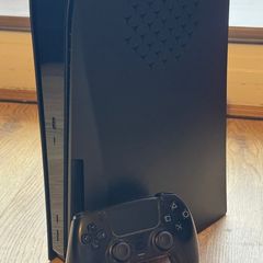 PS5 Black Panels and Controller
