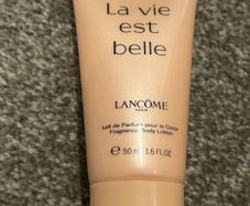Lancome  La Vie Est Belle Body Lotion 50ml