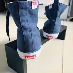 Levi's Hi Top Trainers - Navy Blue New