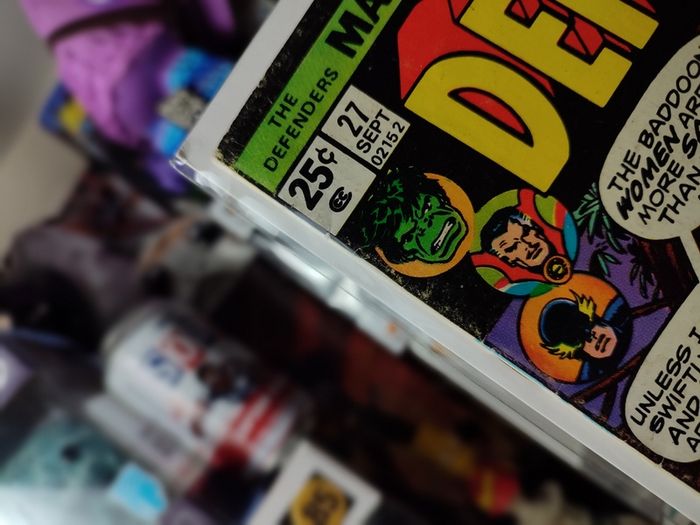 The Defenders ! Issue #27 ! Key Issue ! 1st Cameo Appearance of Starhawk ! Guardians Of The Galaxy Appearance ! Hot Copy ! Bronze Age Comic from 1975 ! by Marvel !