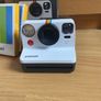 polaroid camera Image 3