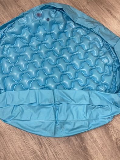 Kids paddling pool