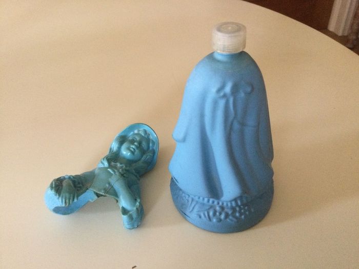 Vintage Avon Perfume Bottle. ( Reduced )