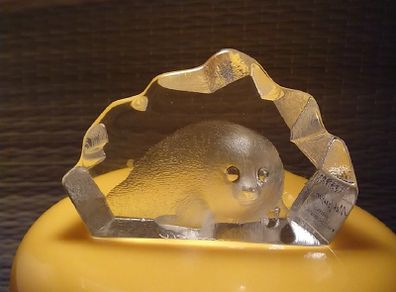 Vintage Baby seal  paperweight/ collectable