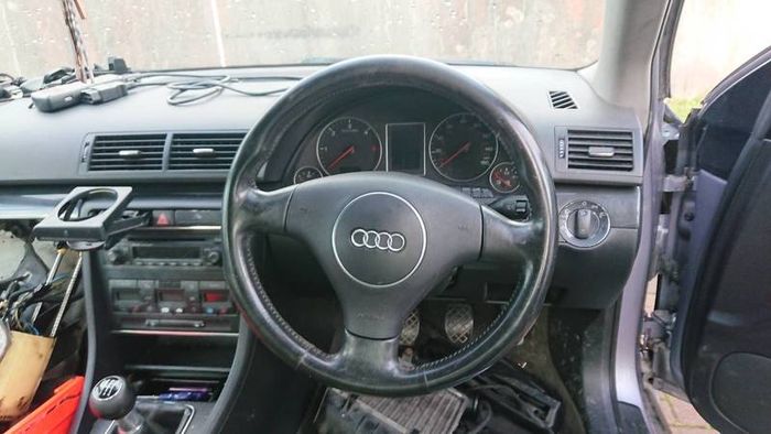 Audi a4 b6 b7 a6 c5 c6 diesel 1.9tdi 130 HP AWX AVF 2.0tdi 140 / 170 HP BLB BRE BRD CAG CAH etc 6 speed clutch kit. 240mm. Parts breaking