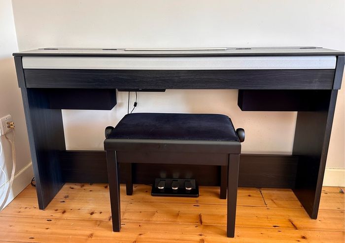 Thomann DP-33 Digital Piano with stool