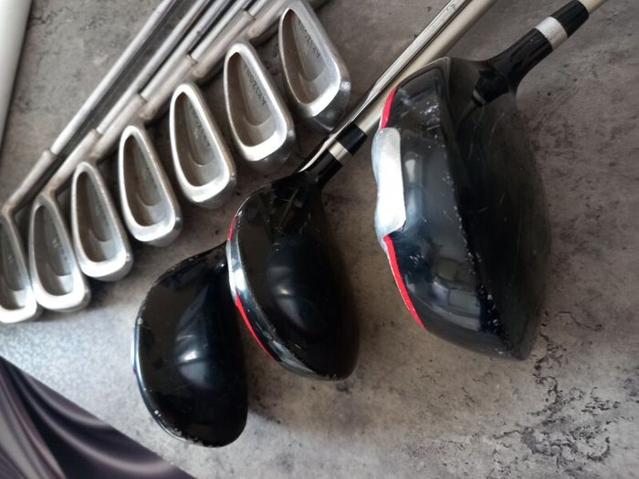 slazenger golf clubs and bag.  Right handed clubs