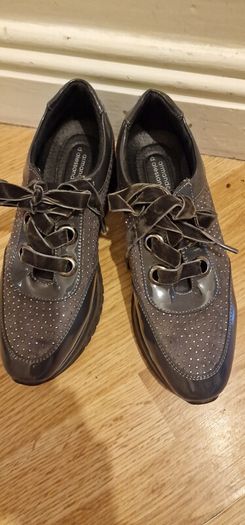 women shoes