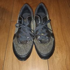 womens runners